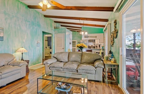 Lake Ozark House | SUPER CLEAN! - Great Cove! on 8mm w/SUP & Kayak, dock w/waterslide & tiki bar