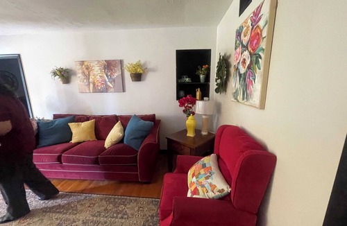 Wichita House | Super Comfy - 3BR - Darts/Poker Table - Coffee
