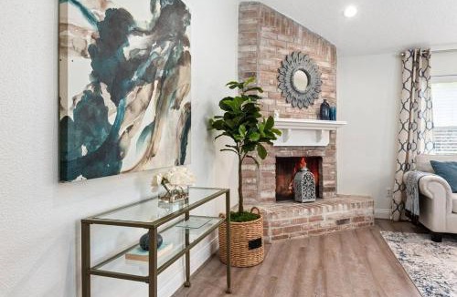 Katy Apartment | Super Cozy Entire House ABL Near Downtown - Book Now !