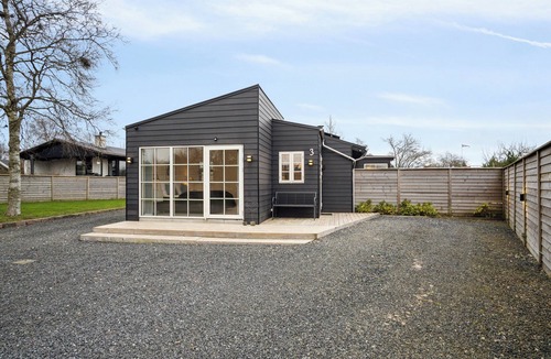 Hvidbjerg Strand House | Super cozy holiday home in Nordic style in Høll