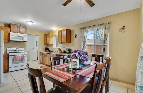Madison Heights House | Super Cute & Nice Home of Yours in Madison Hts, MI