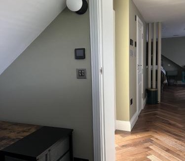 Underhill Apartment | Super deluxe apartment