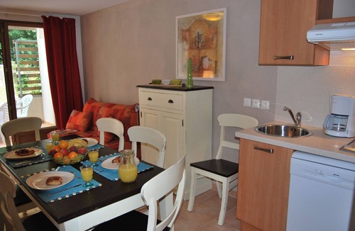 Barjac Condo | Super Endroit ! Appartement cosy, accès Piscine