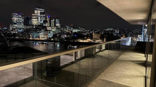 Riverside Apartment | Super Large Nice Direct Views Tower Bridge