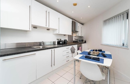 Canning Town South Apartment | Super Luxury Modern 2BD Flat Canning Town