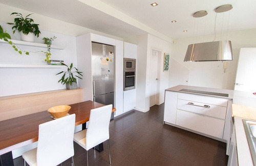 Sils Villa | Super Modern Magnificence Costa Brava!