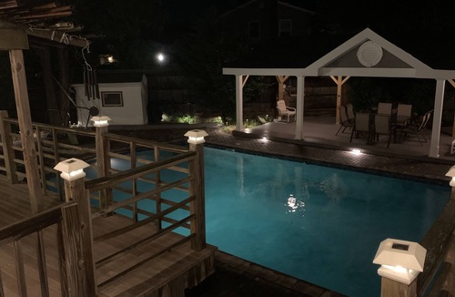 Kings Park Apartment | Super Modern Spacious Studio Bonus Amazing backyard professional Ft diving board