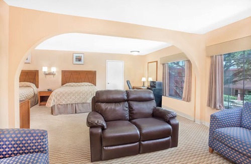 San Angelo Hotel | Super Motel