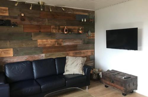 Hvalpsund House | Super Nice House In The Harbor Town Of Hvalpsund