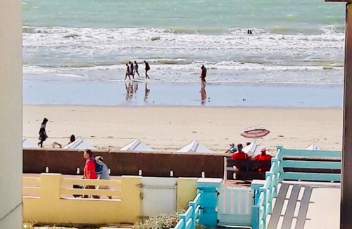 Fort-Mahon-Plage Apartment | Super studio 4 people, facing the sea, close to the beach + parking.