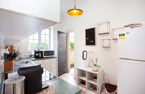 Bondi Beach Apartment | Super tranquil 2BR unit only 3mins from the Beach!