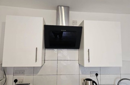 Ilkeston Apartment | Super Value Bath Street Flat