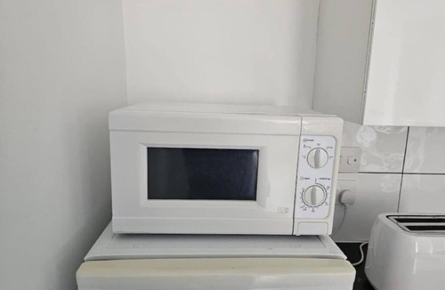 Ilkeston Apartment | Super Value Bath Street Flat