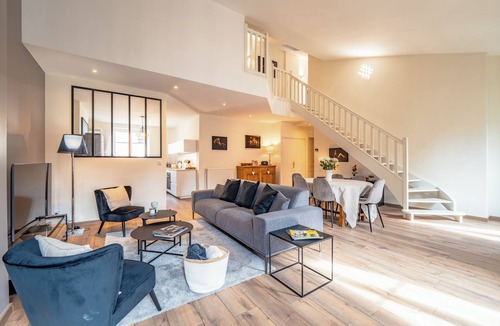 Bellecour - Hotel Dieu Apartment | Superb 125m2 duplex apartment with air-conditioning in the heart of Lyon's city center.