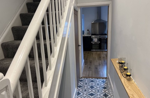 Stoke-on-Trent Apartment | Superb 2 bed Apartment Great location