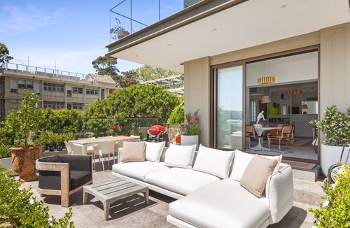 Rose Bay Apartment | Superb 2-Bed Apartment Facing Rose Bay Marina