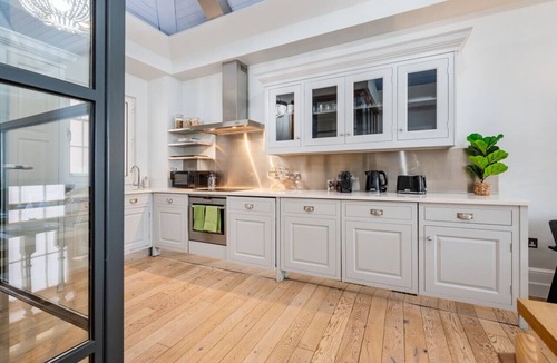 London City Centre Apartment | Superb 2 bedroom Covent Garden