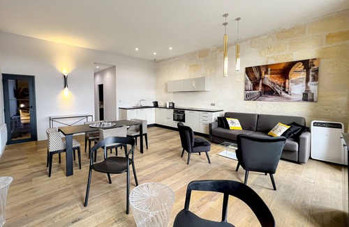 Grand Parc-Paul Doumer Apartment | Superb 2 bedrooms flat with river view