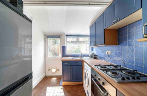 Northfield House | Superb 3 Bed home