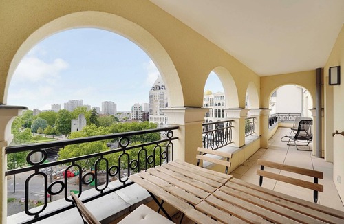 Puteaux Apartment | Superb 3BR with Terraces – Puteaux La Défense