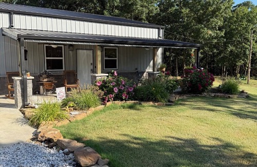 Checotah House | Superb 45 acre Lake Eufaula water front property with beautiful lake views,