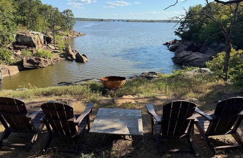 Checotah House | Superb 45 acre Lake Eufaula water front property with beautiful lake views,