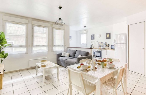 Saint-Cyr-l'Ecole Apartment | Superb 45m2 apartment fully equipped