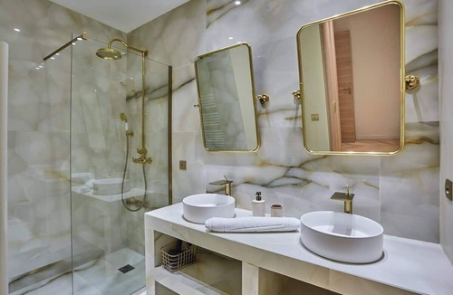 Arts-et-Metiers Apartment | Superb AC Apartment Center of Paris Le Marais