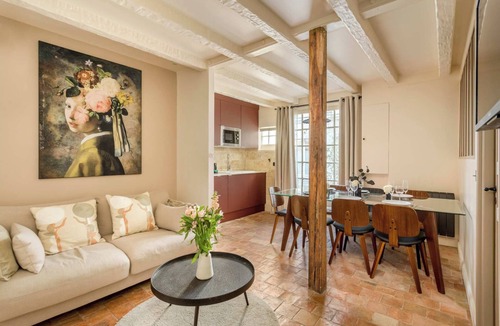 Arsenal Apartment | Superb Ac Apartment in the Heart of the Marais