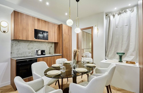 Quartier de la Porte-Saint-Denis Apartment | Superb air-conditioned apartment Center of Paris