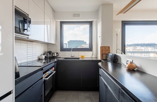 Centre Ville Apartment | Superb apartment with view of Pont de Sèvre