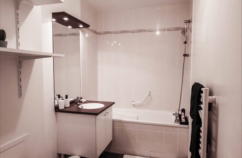 Marcq-en-Baroeul Apartment | Superb apartment with jacuzzi and terrace.
