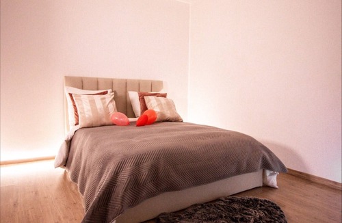 Marcq-en-Baroeul Apartment | Superb apartment with jacuzzi and terrace.