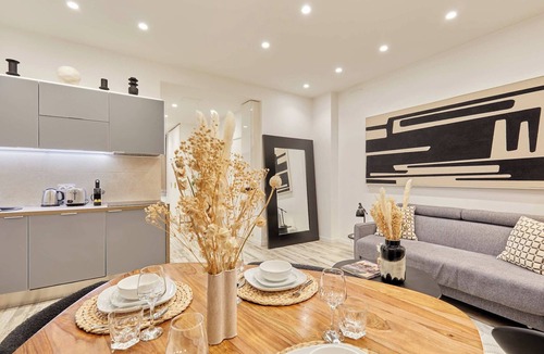 7th Arrondissement Apartment | Superb Apartment Invalides St Germain des Près