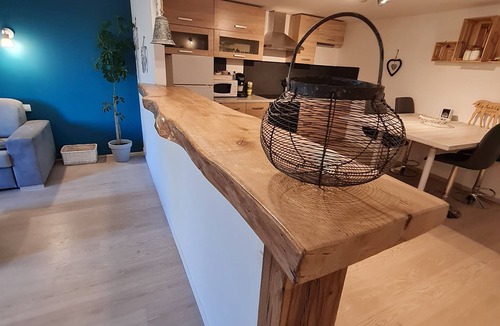 Changey Apartment | Superb apartment with jacuzzi