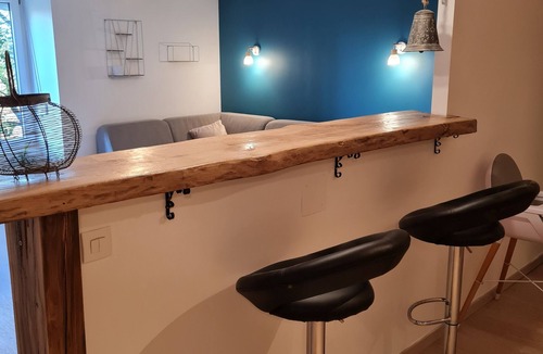 Changey Apartment | Superb apartment with jacuzzi