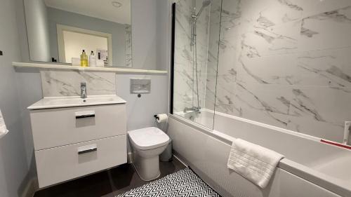 Portishead Apartment | Superb Apt at the Marina