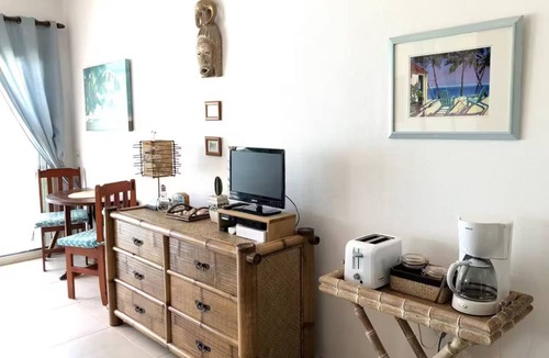 Marigot Condo | Superb Beachfront Studio with Ocean View in Marigot