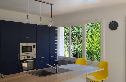 Cancon Villa | Superb contemporary 2 bedroom villa with private pool and huge gardens.