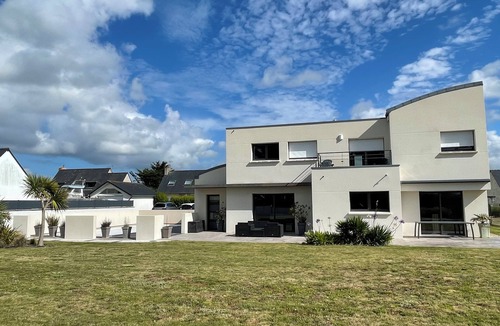 Loctudy Villa | Superb contemporary villa, ranked 5 *
