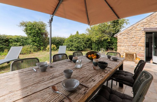 Plougoumelen Ski Chalet | Superb cottage for 6 surrounded by nature