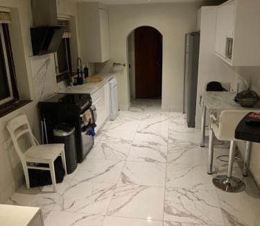 Walthamstow House | Superb Double Bedroom