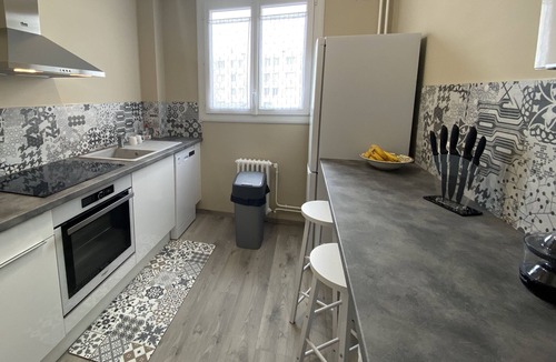 Old Town Apartment | Superb downtown apartment with parking