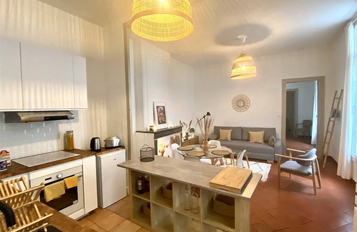 Faubourg Apartment | Superb downtown apartment