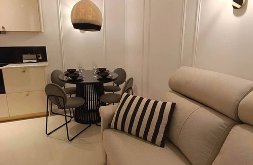 San Anton Apartment | Superb Duplex Private Patio Alicante Center