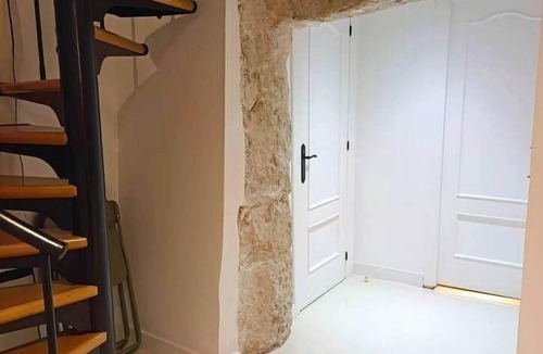 San Anton Apartment | Superb Duplex Private Patio Alicante Center
