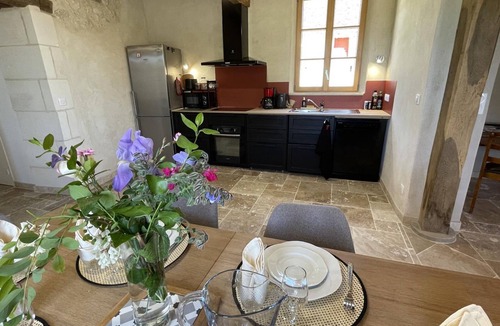 Perrusson Cottage | Superb Eco-renovated Cottage Near Castles