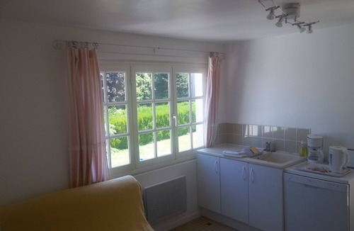 La Roche-Posay Apartment | Superb Edge Of Village 2 Bed Self Catering Accommodation With Pool And Terrace