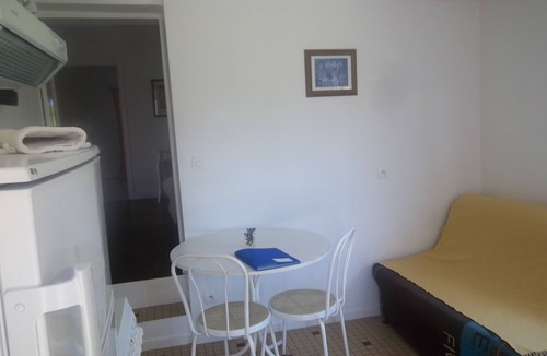 La Roche-Posay Apartment | Superb Edge Of Village 2 Bed Self Catering Accommodation With Pool And Terrace