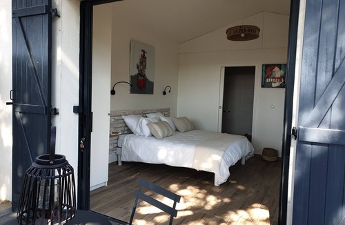 L'Epine Bed & Breakfast | Superb Guest Room “La Luzeronde” with Private Terrace in Noirmoutier